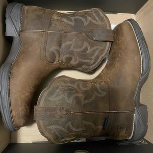 Womens Ariat Boots SOLD!!!